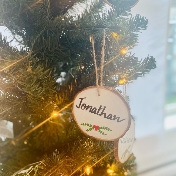 Custom Christmas ornaments 🎄 - Picture 6 of 7